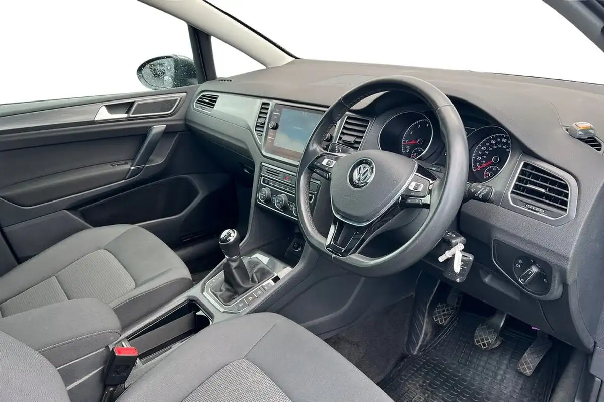 2019-volkswagen-golf-sv-15-tsi-match-130ps-ss-big-5