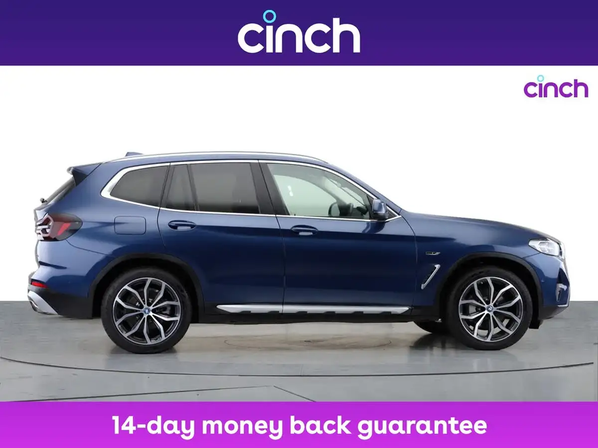 2022-bmw-x3-20-xdrive-30e-xline-big-10