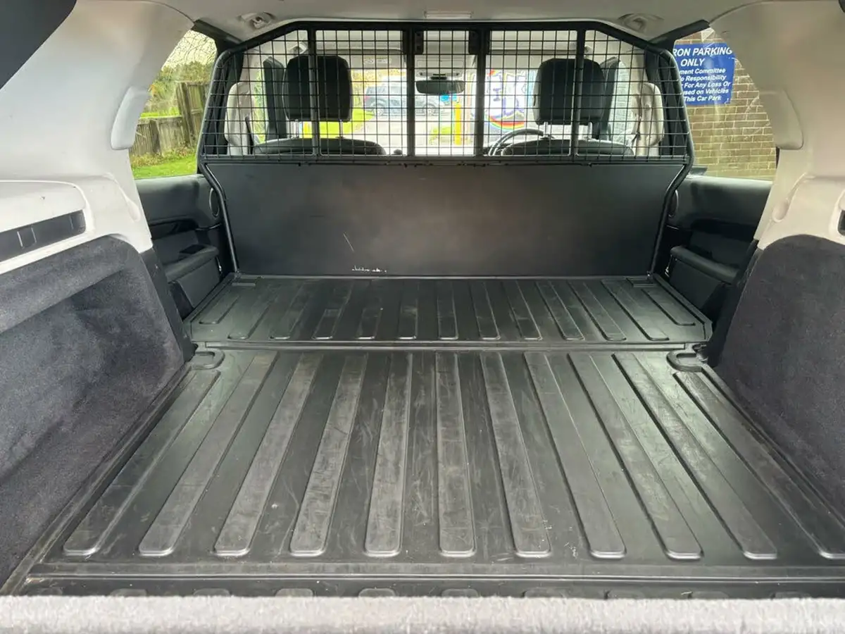 2018-land-rover-discovery-30td6-se-258pse6-4wd-panel-van-auto-big-11