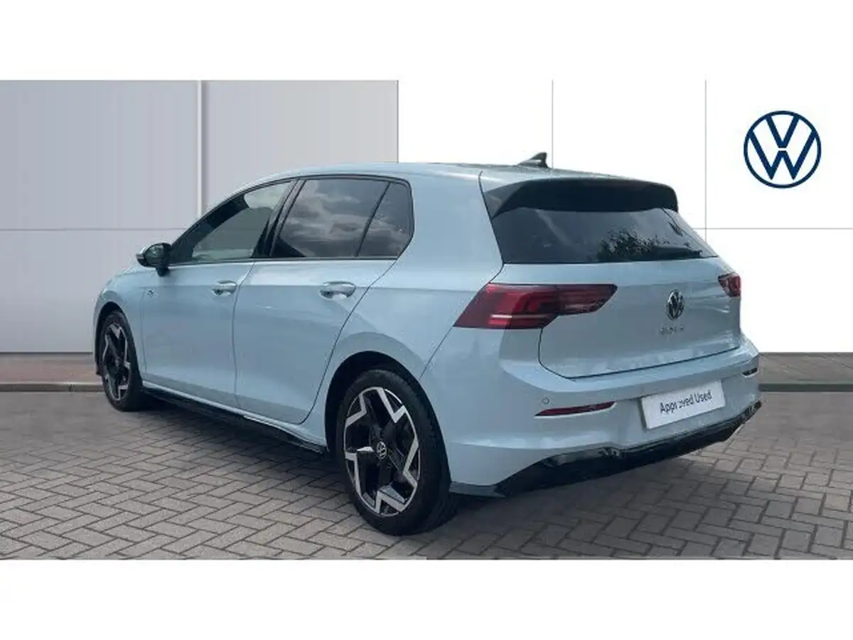 2025-volkswagen-golf-15-tsi-r-line-hatchback-big-2