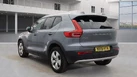 2019-volvo-xc40-20-t4-momentum-awd-small-2