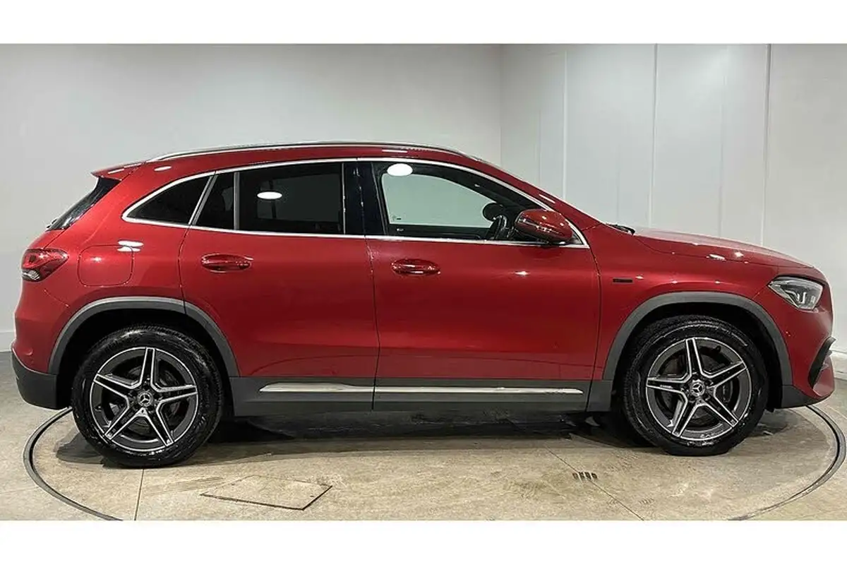 2021-mercedes-benz-gla-class-13-gla-250e-exclusive-edition-big-4