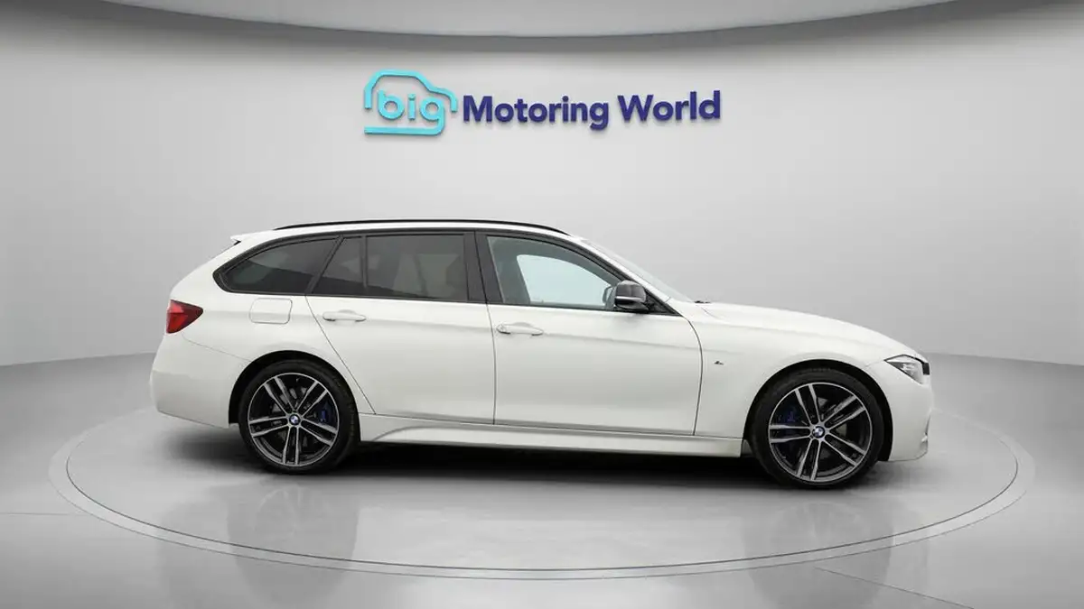2018-bmw-3-series-20-320i-xdrive-m-sport-shadow-edition-touring-5d-auto-big-8