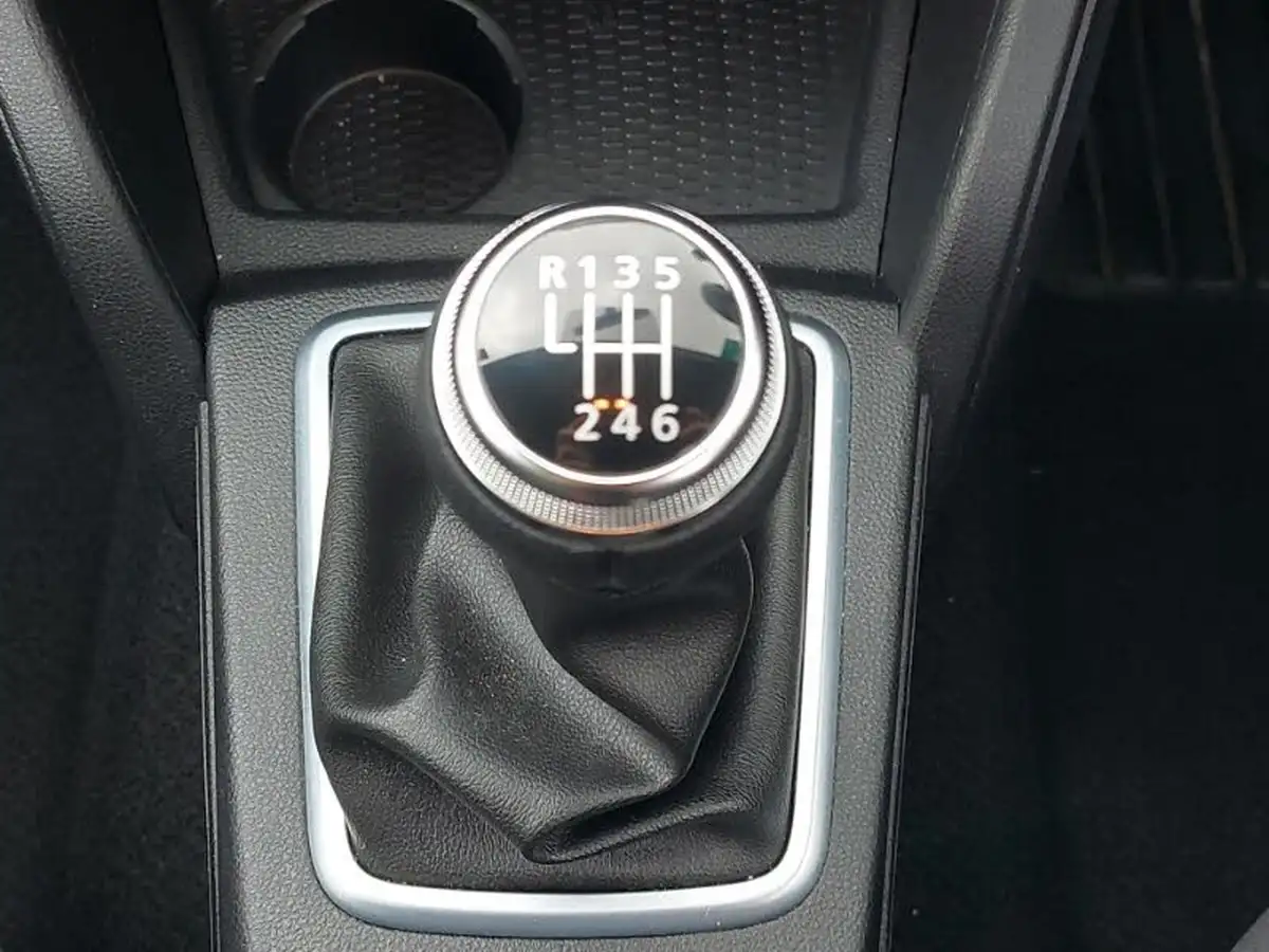 2022-dacia-duster-10-tce-comfort-90hpeu6d-4x2-window-van-big-10