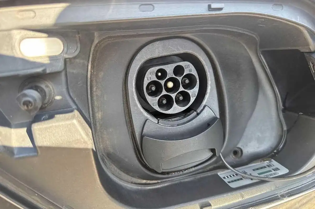 2020-volkswagen-id3-e-life-big-29