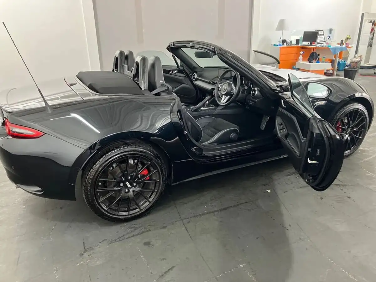 2025-mazda-mx-5-20-homura-roadster-big-37