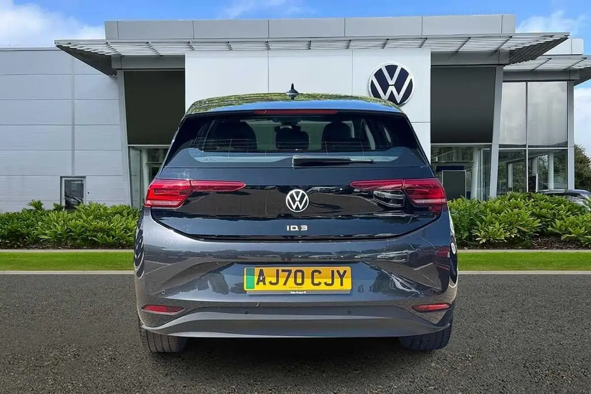 2020-volkswagen-id3-e-life-big-8
