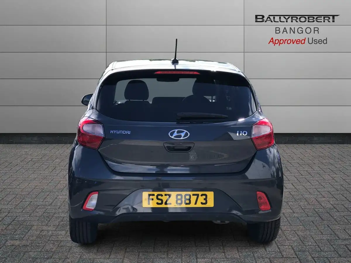 2022-hyundai-i10-10-premium-auto-big-10