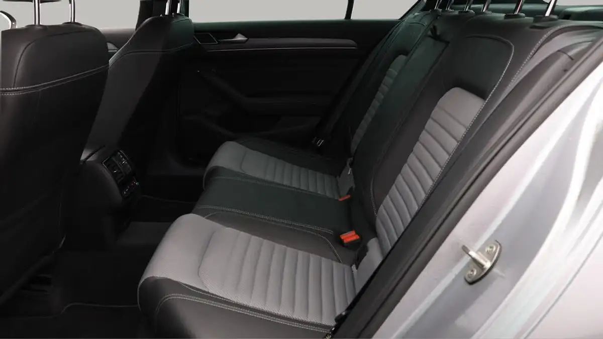 2019-volkswagen-passat-20tdi-r-line-150ps-scr-saloon-4d-big-21