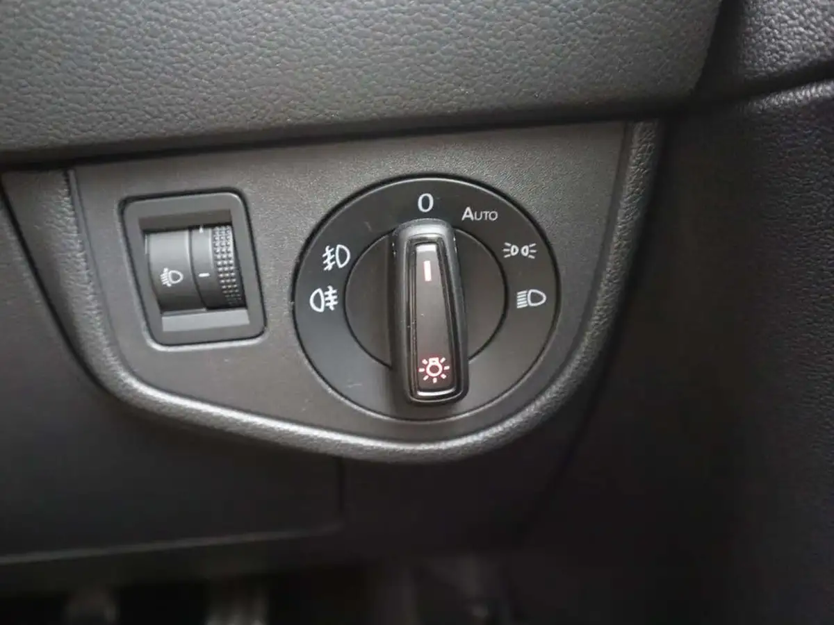 2021-volkswagen-polo-10-tsi-r-line-95ps-big-32