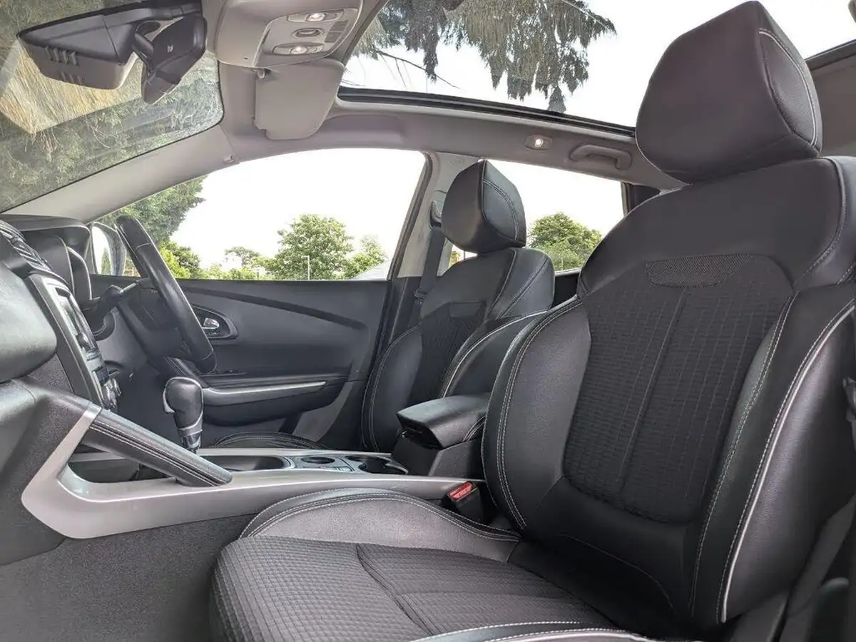 2018-renault-kadjar-12-tce-signature-nav-1197cc-edc-auto-big-55