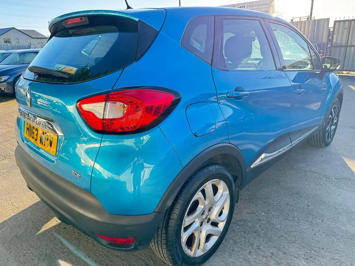 2013-renault-captur-09-dynamique-big-37
