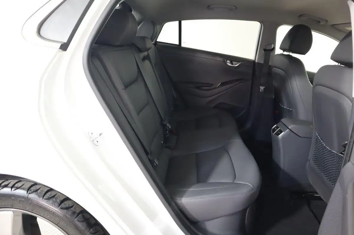 2021-hyundai-ioniq-16-gdi-premium-se-hybrid-big-11