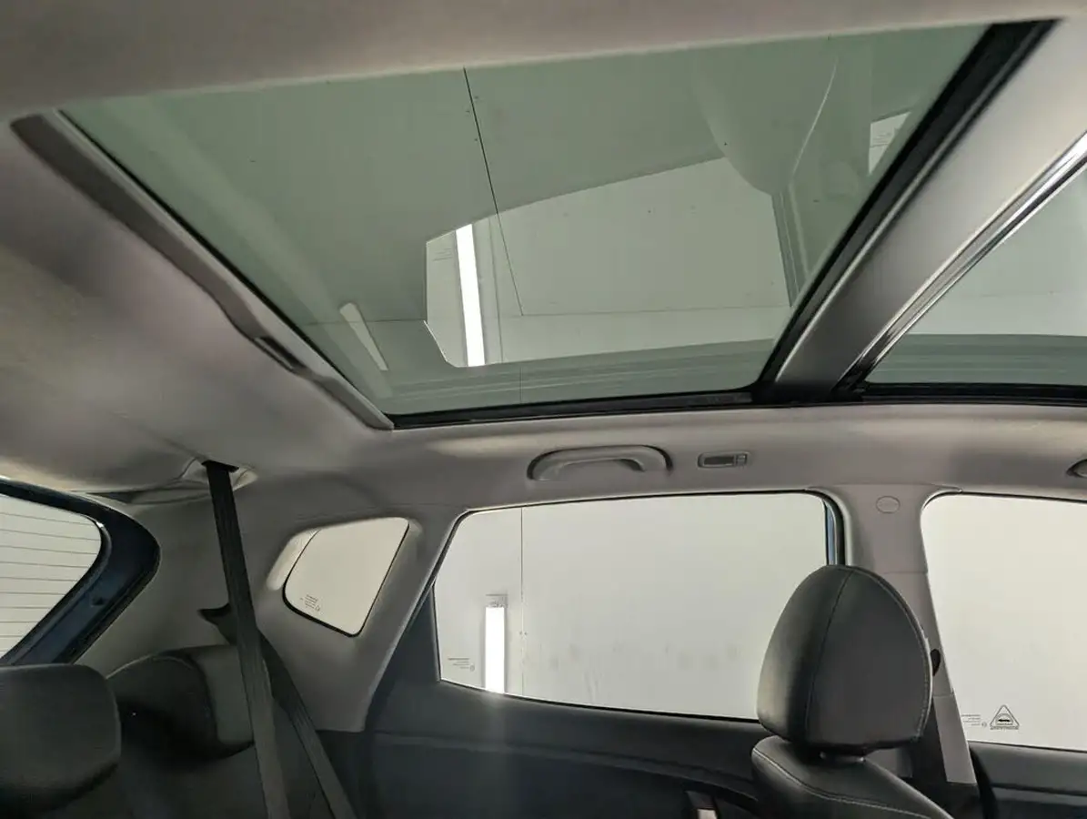 2014-kia-venga-16td-3-sat-nav-big-66