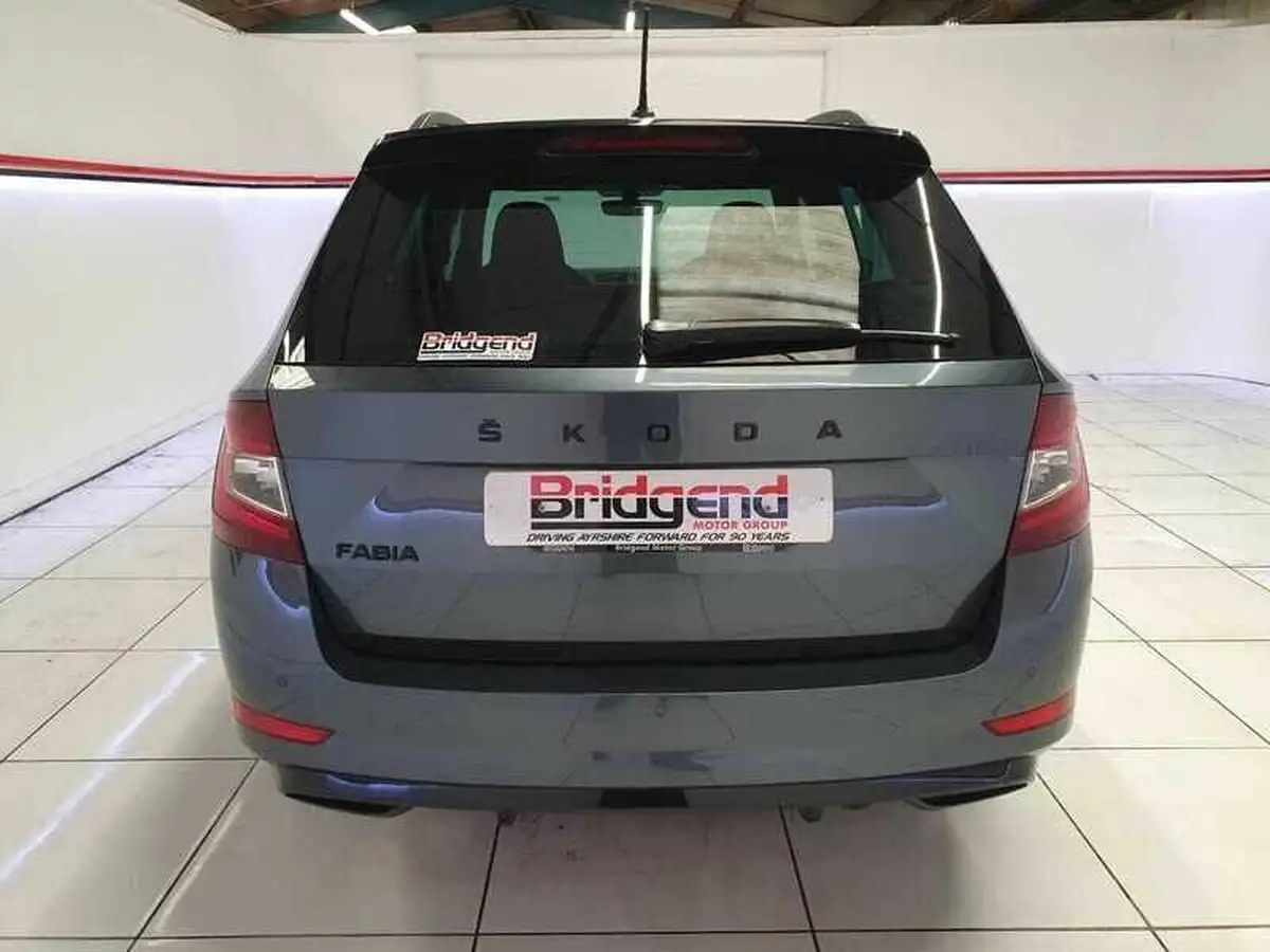 2020-skoda-fabia-10-tsi-monte-carlo-109ps-estate-big-4
