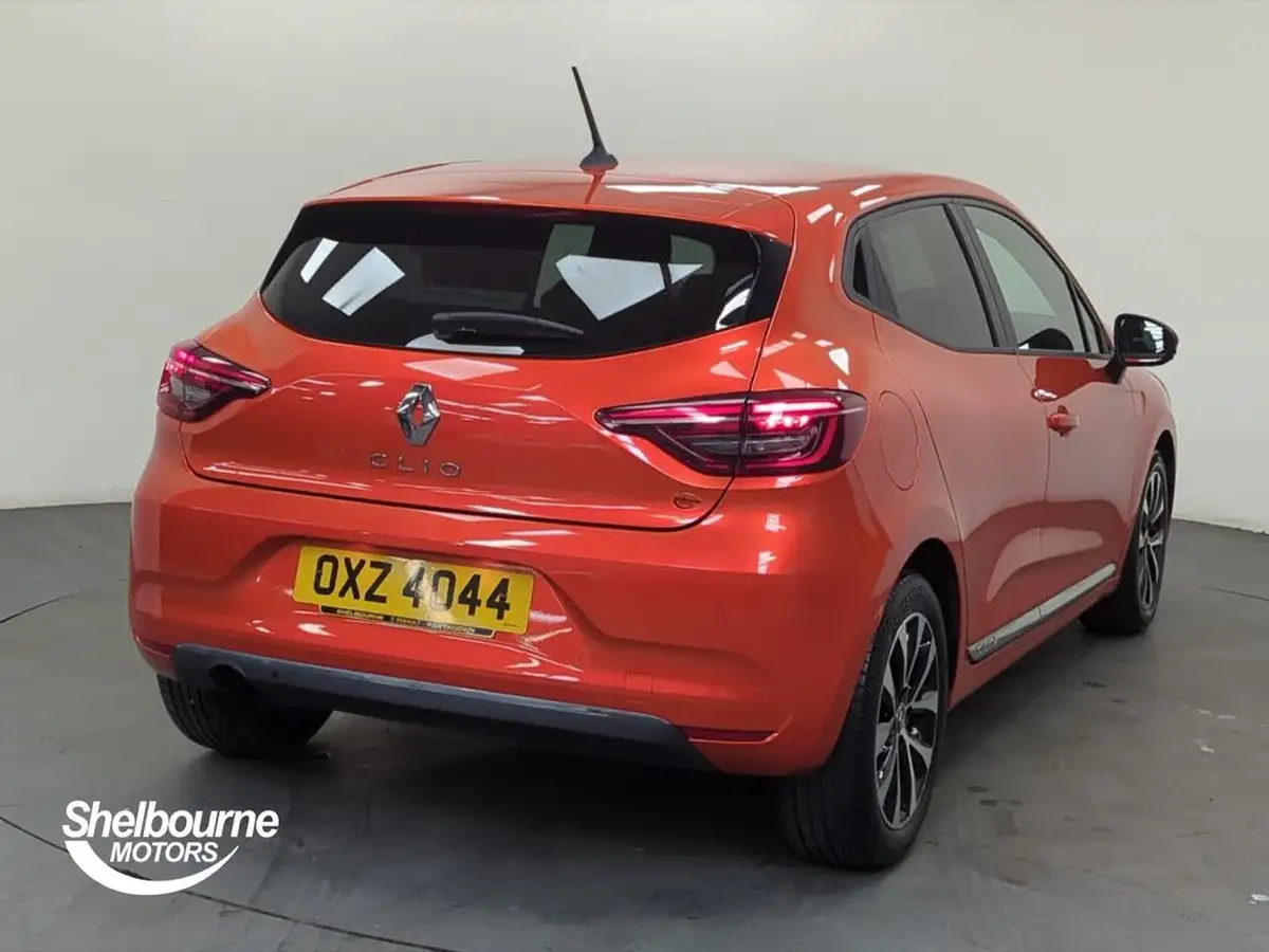 2020-renault-clio-10-tce-iconic-100bhp-big-11
