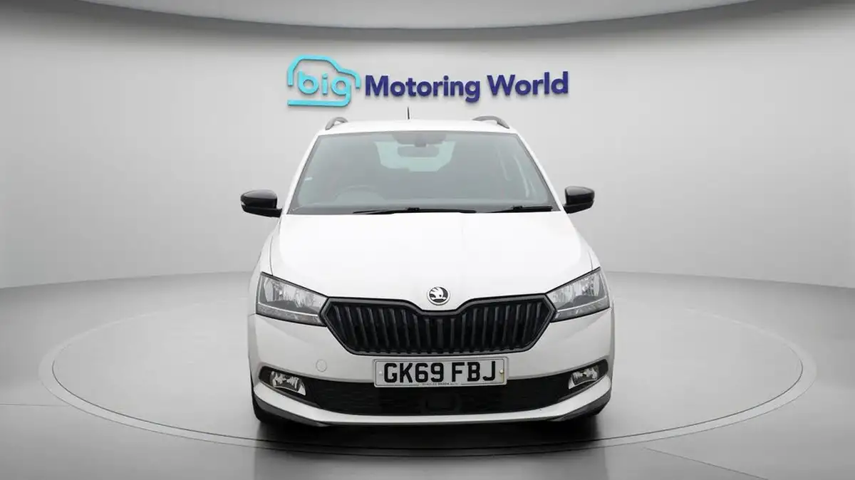 2019-skoda-fabia-10-tsi-monte-carlo-95ps-estate-big-2