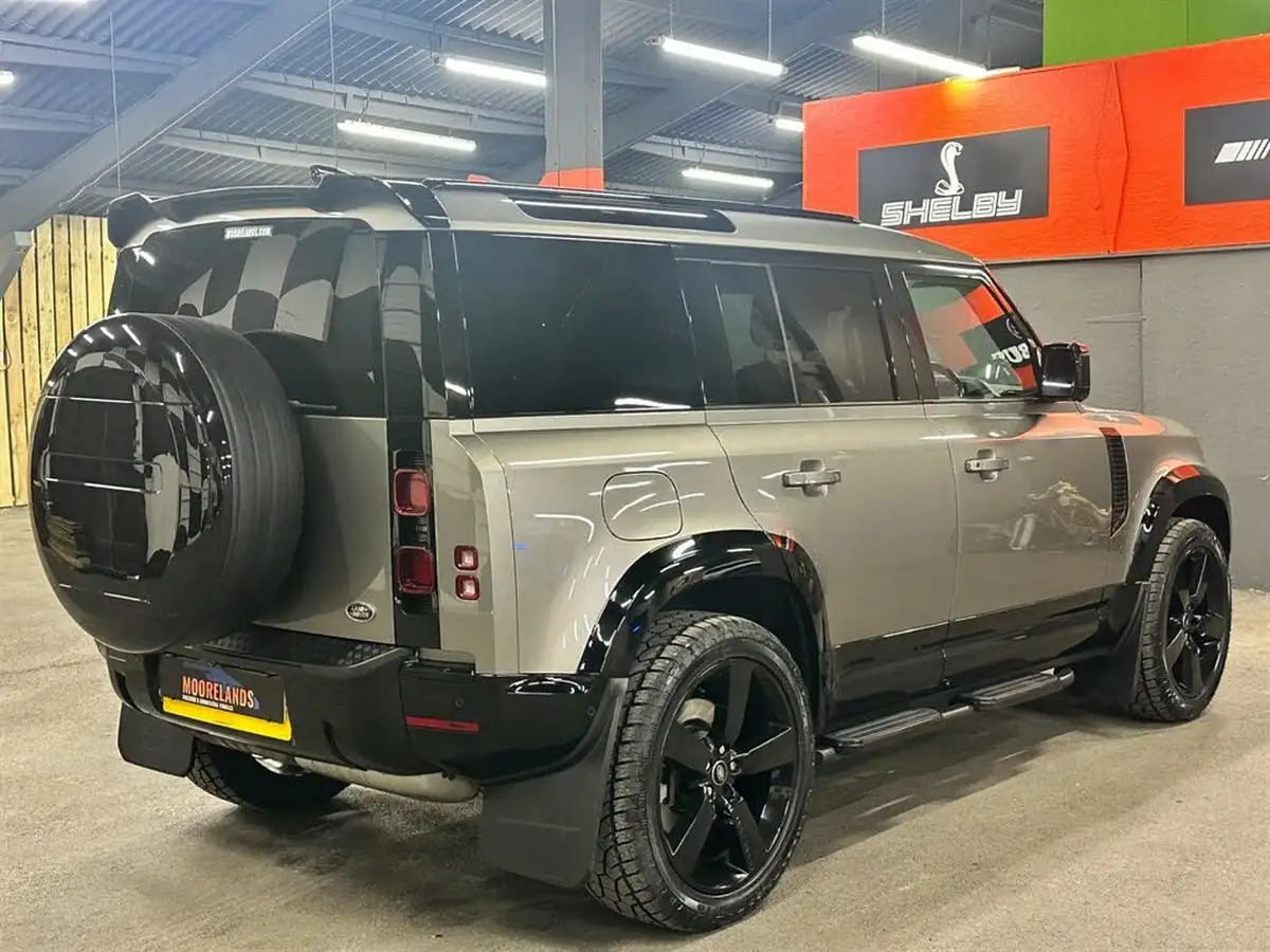 2021-land-rover-110-defender-30-d300-hard-top-hse-110-big-8