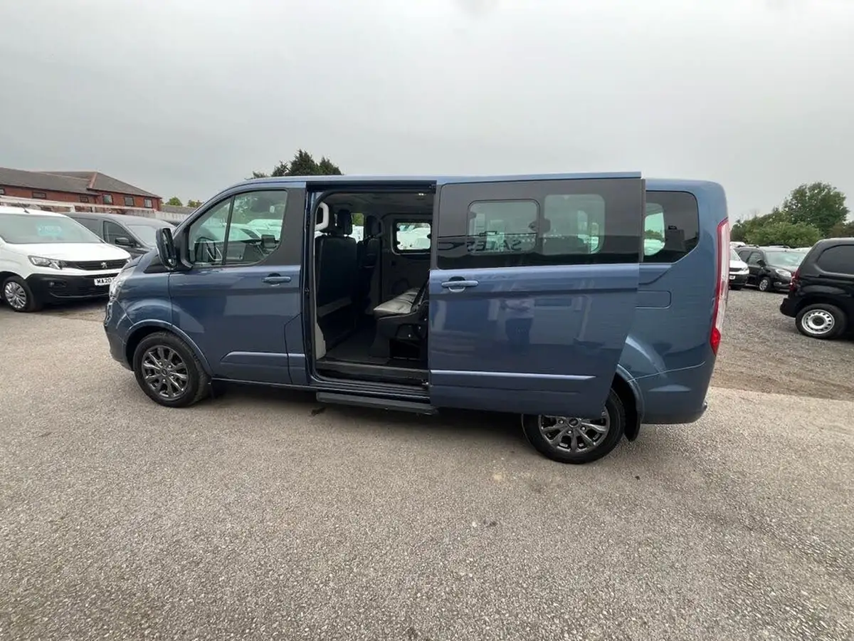 2021-ford-tourneo-custom-20tdci-320-l2-titanium-x-mhev-185pseu6dt-big-13