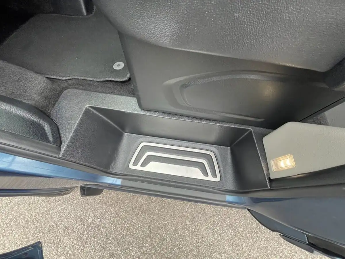 2021-ford-tourneo-custom-20tdci-320-l2-titanium-x-mhev-185pseu6dt-big-37