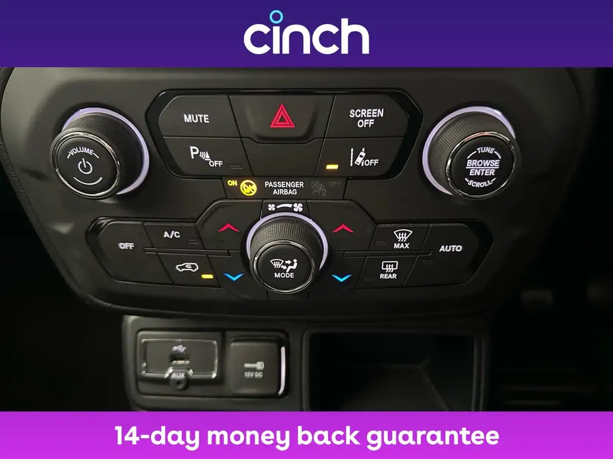 2019-jeep-renegade-10-gse-limited-big-29