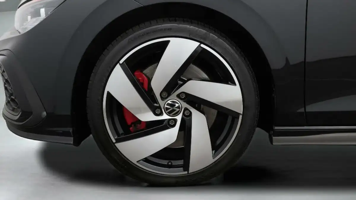 2022-volkswagen-golf-20-tsi-gti-dsg-big-18