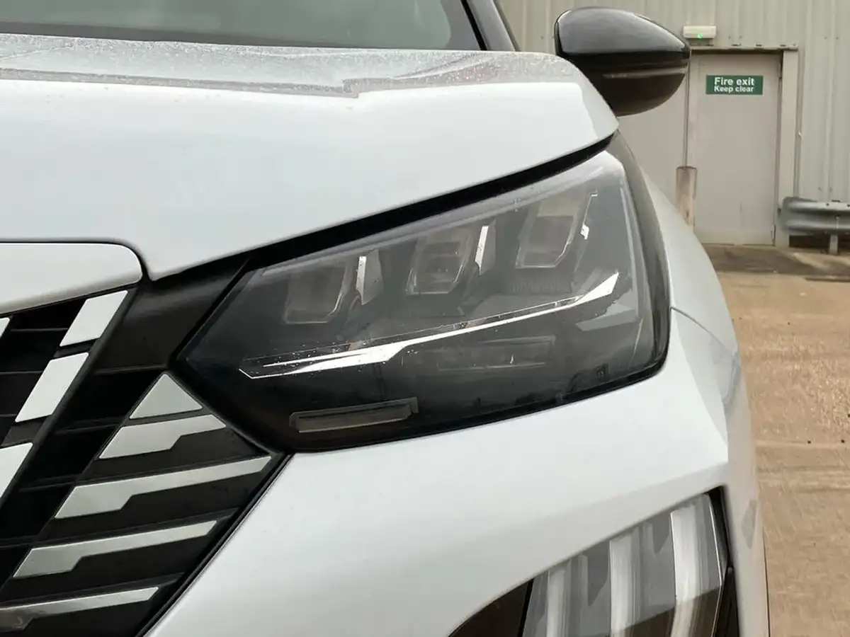 2024-peugeot-2008-suv-e-gt-136ps-50kwh-big-13