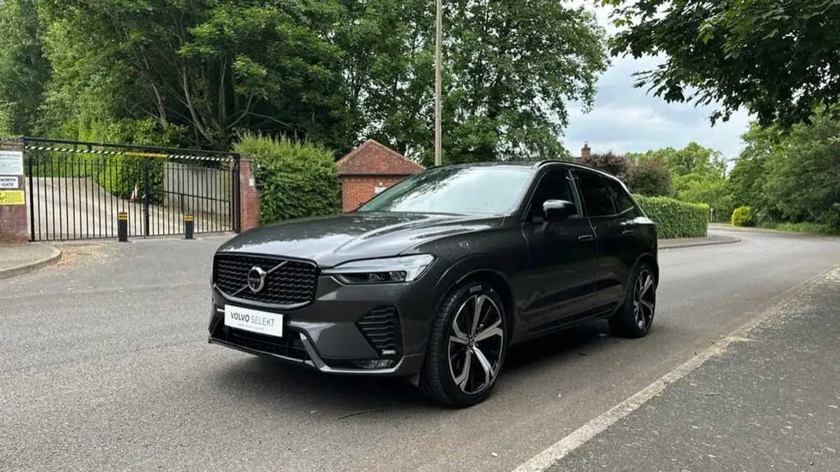 2024-volvo-xc60-20-b5-ultimate-big-36