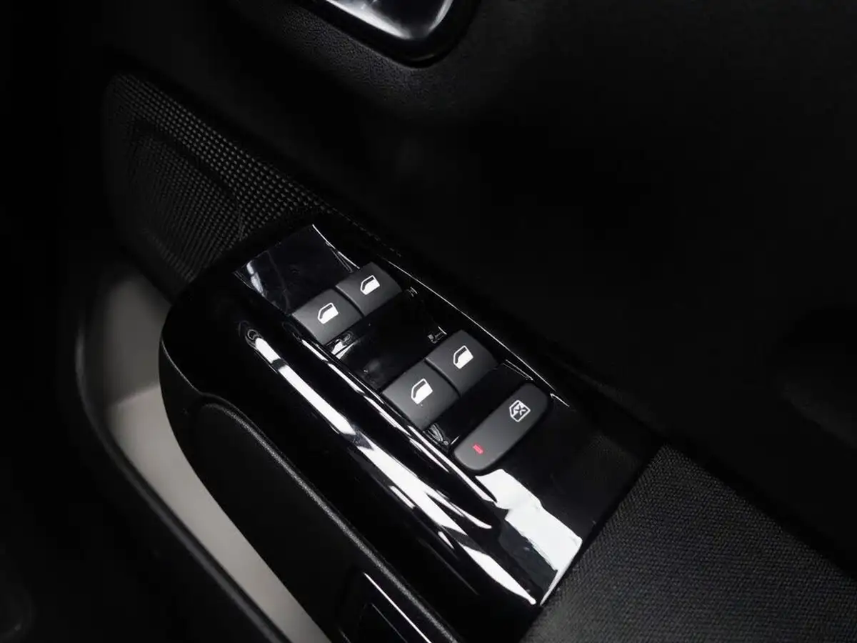 2022-citroen-c3-12-puretech-saint-james-83ps-big-24