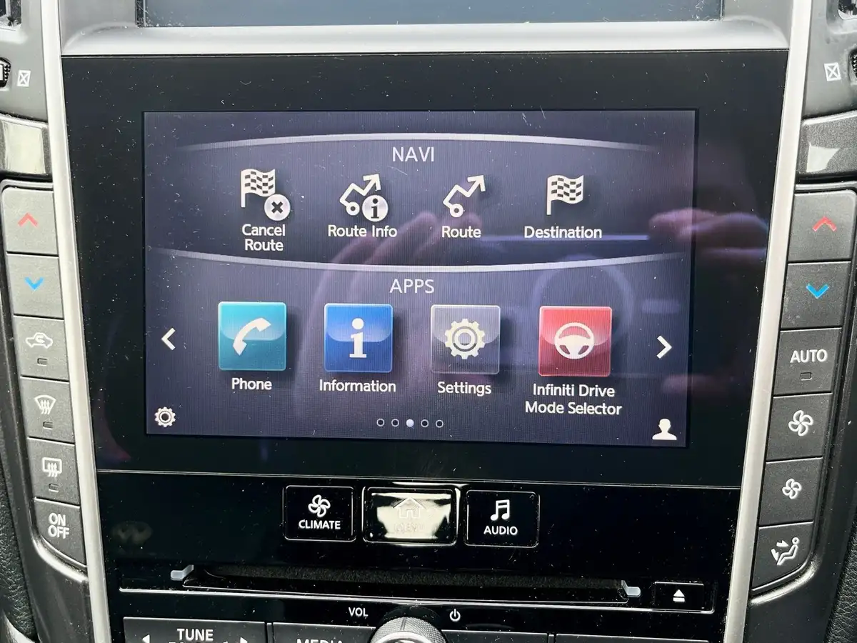2014-infiniti-q50-22td-premium-auto-big-8