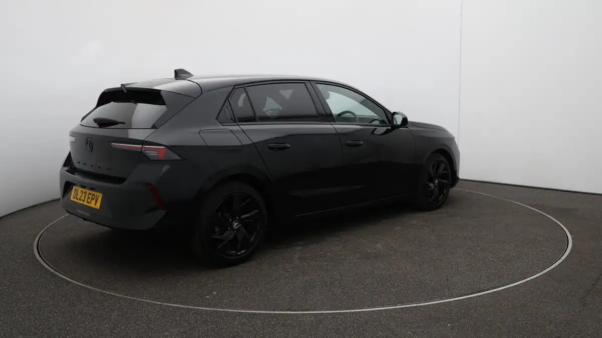 2023-vauxhall-astra-12-turbo-gs-hatchback-auto-big-45