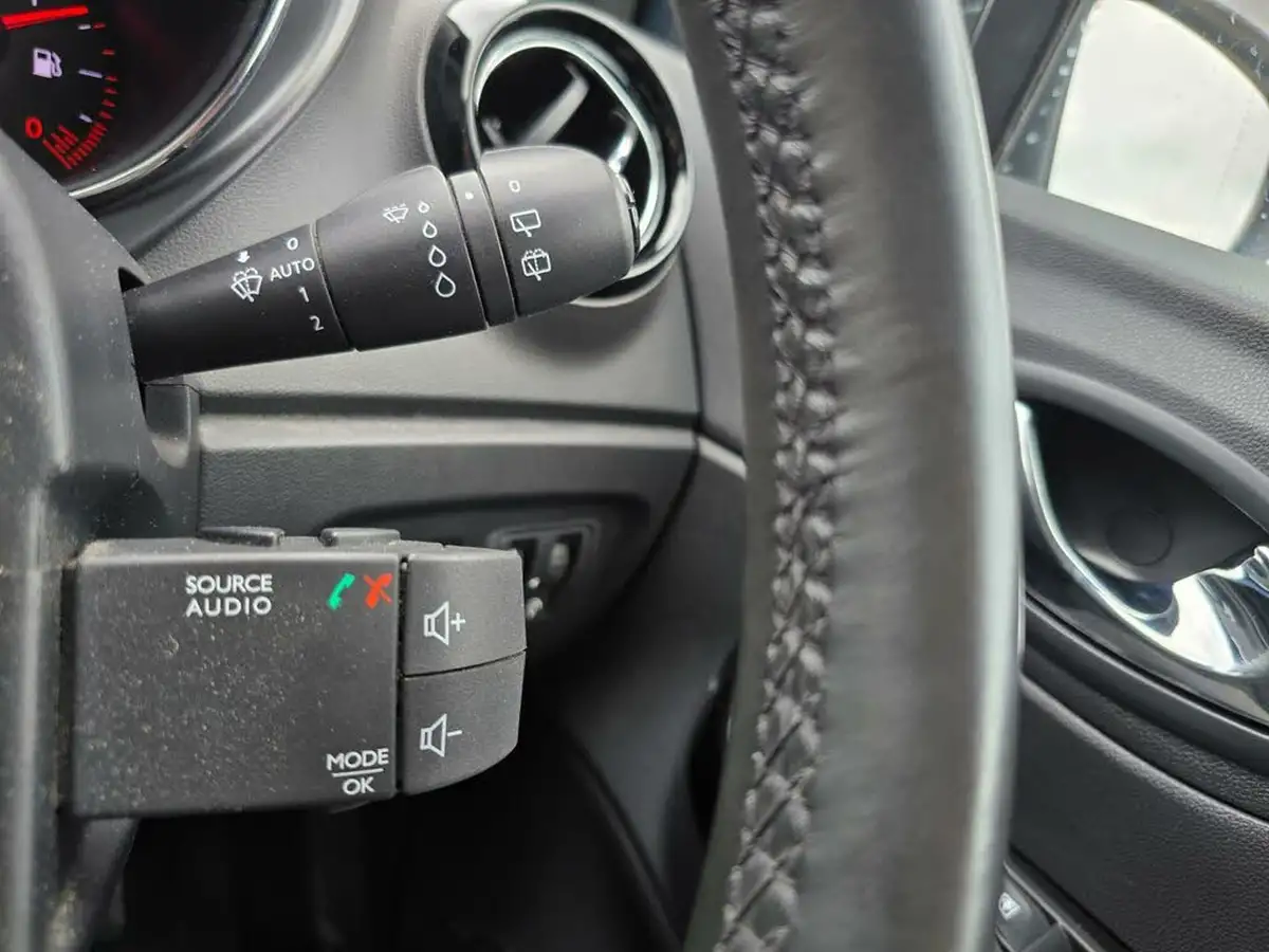 2016-renault-captur-15dci-dynamique-nav-90bhp-edc-auto-big-30