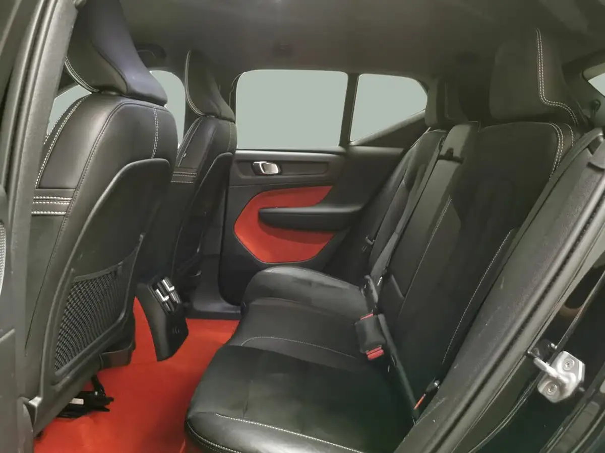 2021-volvo-xc40-15-t4-r-design-208bhp-big-36