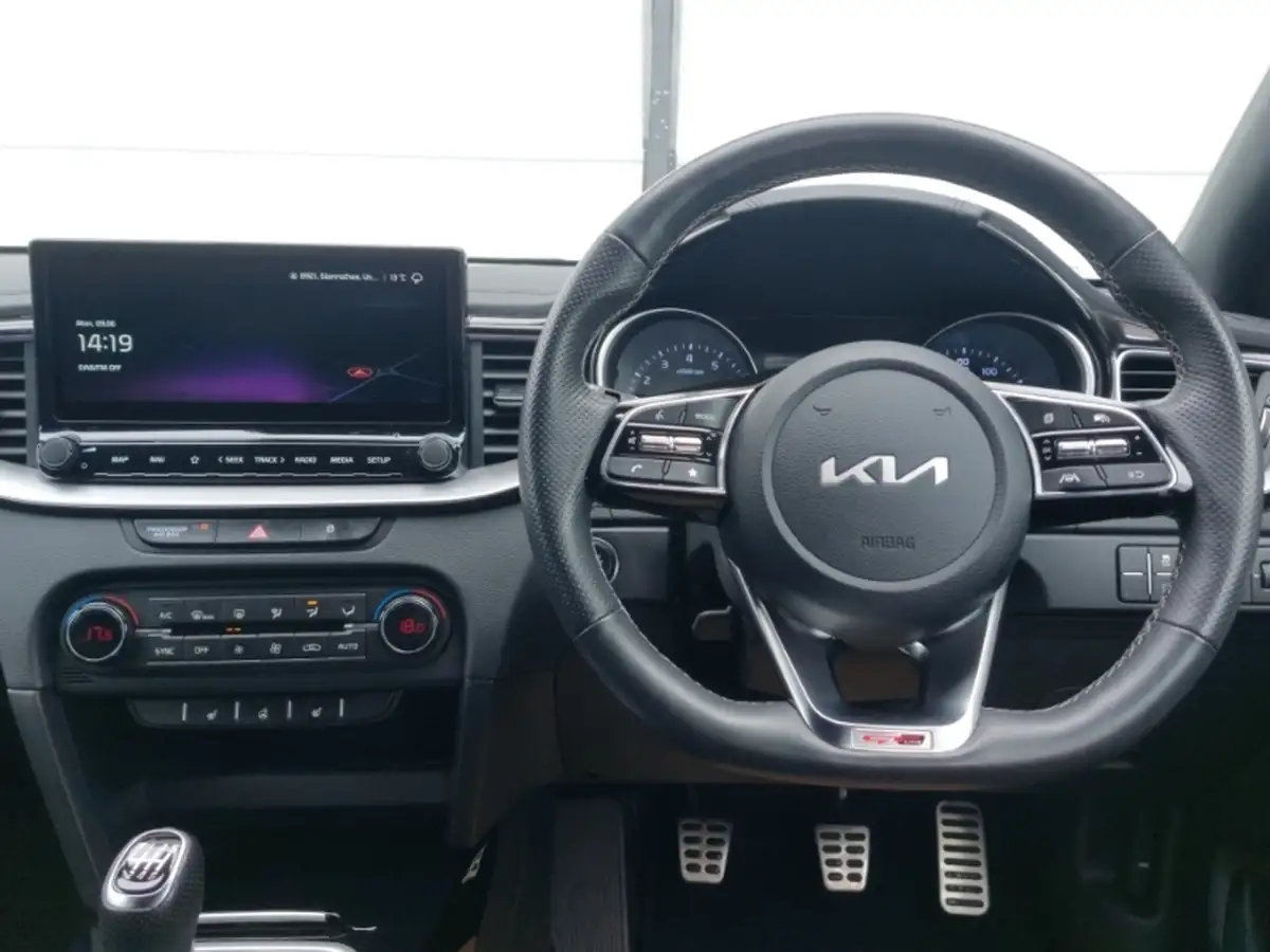 2022-toyota-corolla-18-vvt-i-icon-120bhp-saloon-4d-big-6