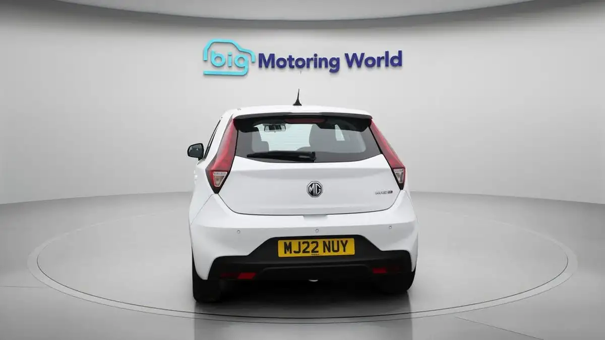 2022-mg-mg3-15-vti-tech-exclusive-nav-big-6