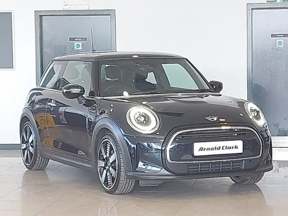 2021-mini-cooper-15-cooper-exclusive-hatchback-3d-big-0