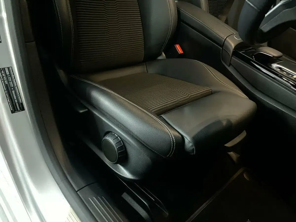 2020-mercedes-benz-a-class-13-a180-sport-executive-hatchback-5d-7g-dct-big-25