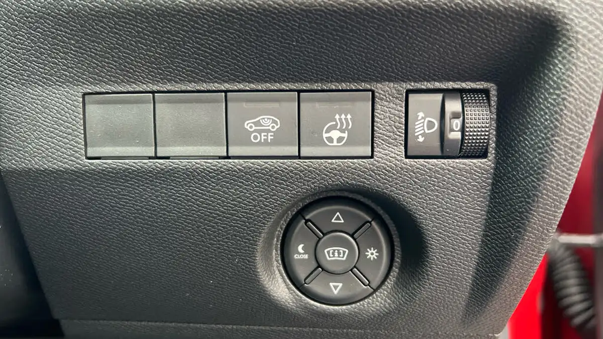 2024-citroen-c4-12-puretech-max-130ps-ss-eat8-big-30