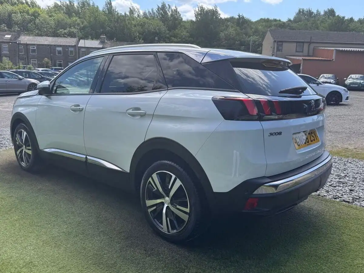 2019-peugeot-3008-suv-15-bluehdi-allure-big-4