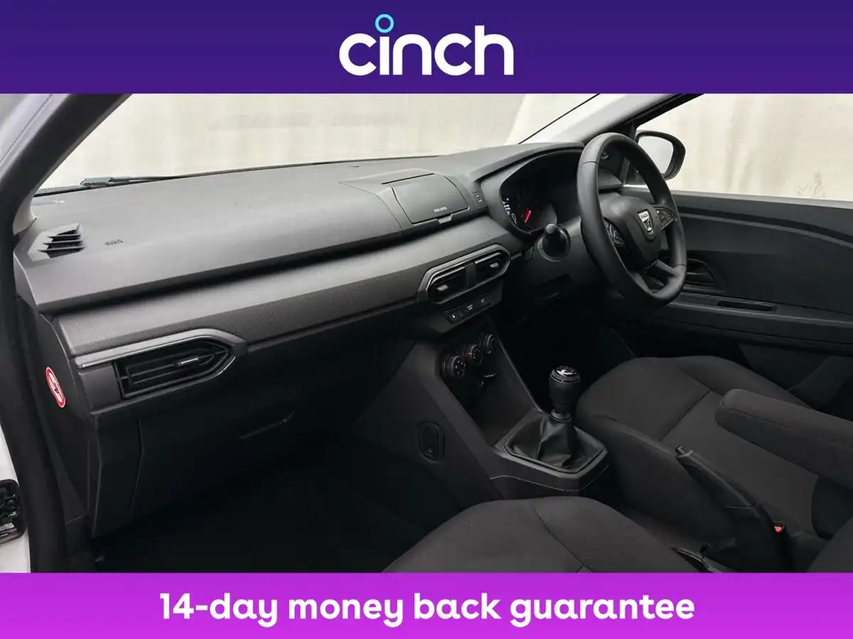 2021-dacia-sandero-10-sce-essential-big-13