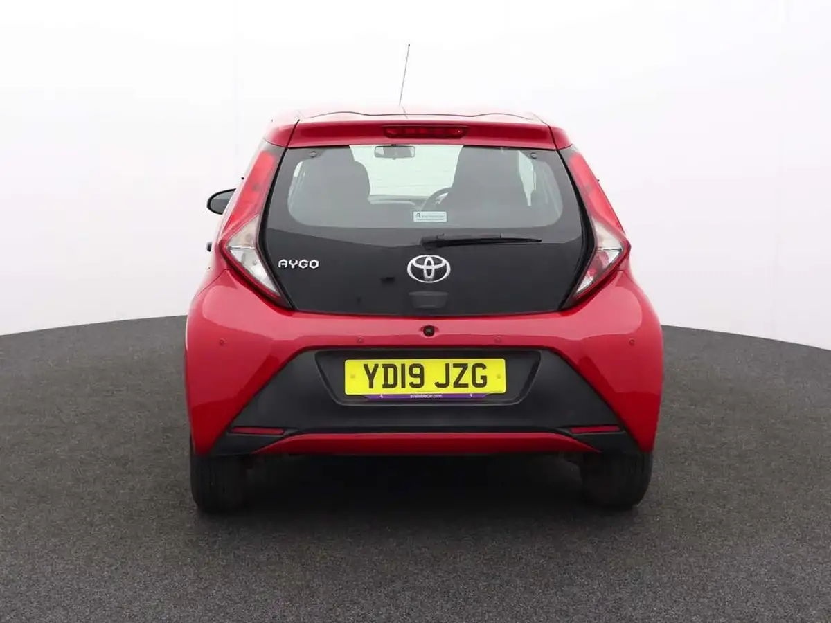 2019-toyota-aygo-10-vvt-i-x-5d-big-3