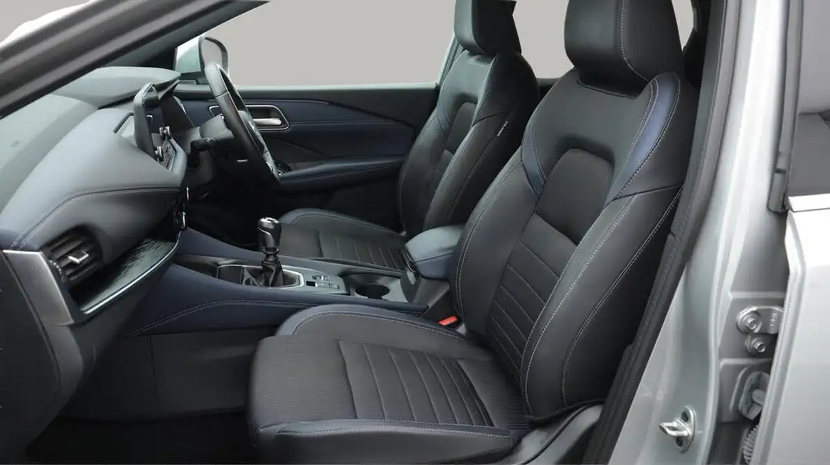2022-nissan-qashqai-13-dig-t-tekna-158ps-big-14
