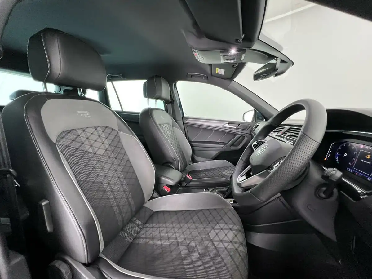 2020-volkswagen-tiguan-15-tsi-r-line-big-15