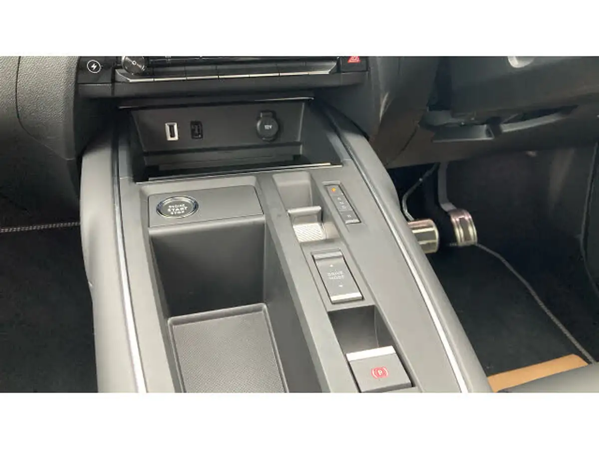 2024-citroen-c5-aircross-16-puretech-c-series-edition-big-12