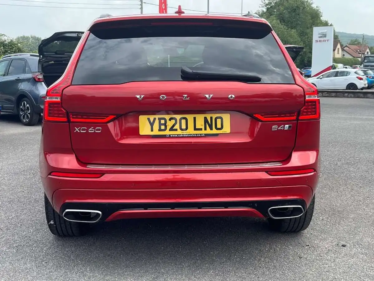 2020-volvo-xc60-20td-b4-r-design-awd-big-3