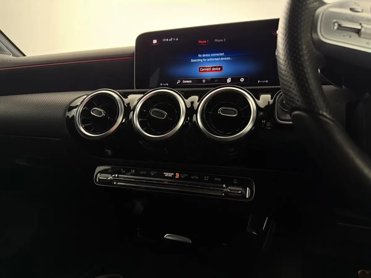 2019-mercedes-benz-a-class-15d-a180d-amg-line-executive-hatchback-5d-7g-dct-big-35