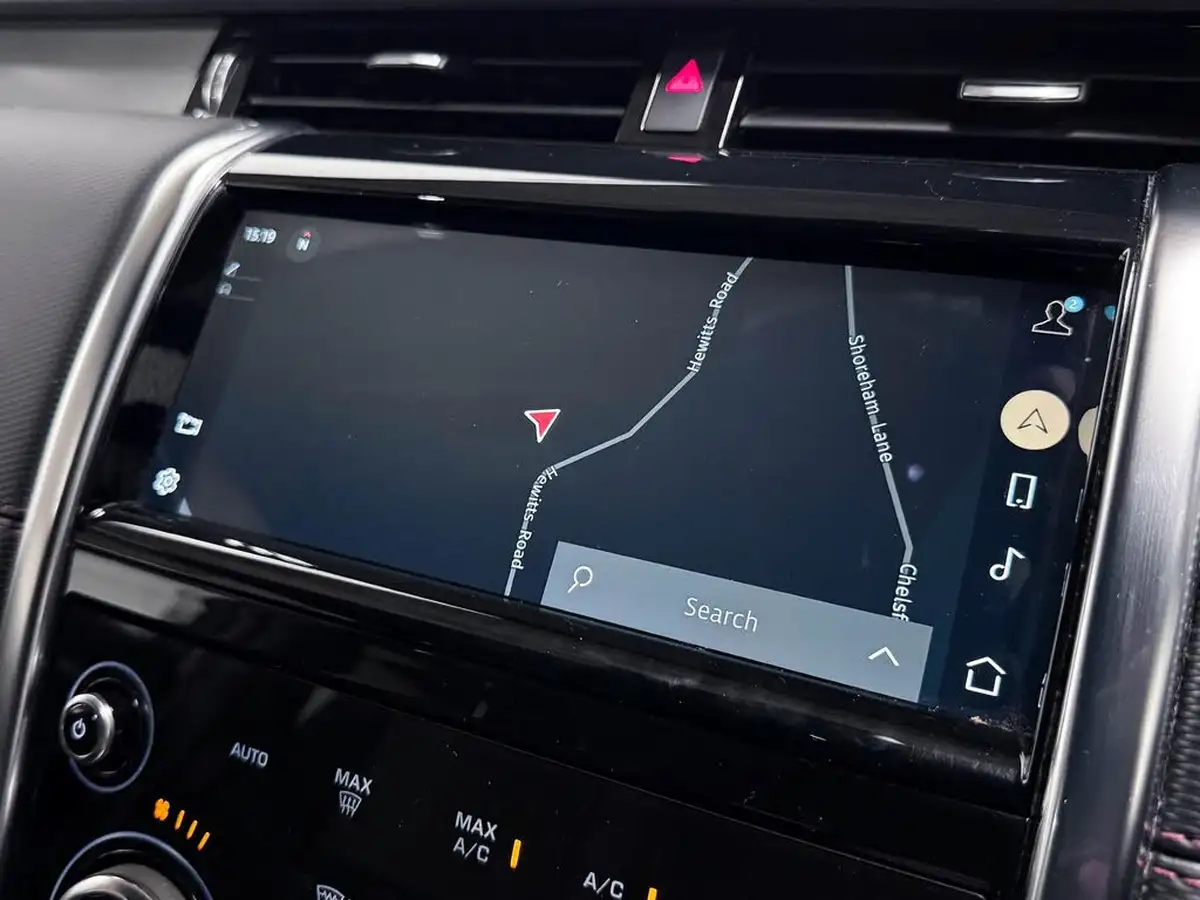 2021-land-rover-discovery-sport-20-d165-r-dynamic-s-plus-big-34