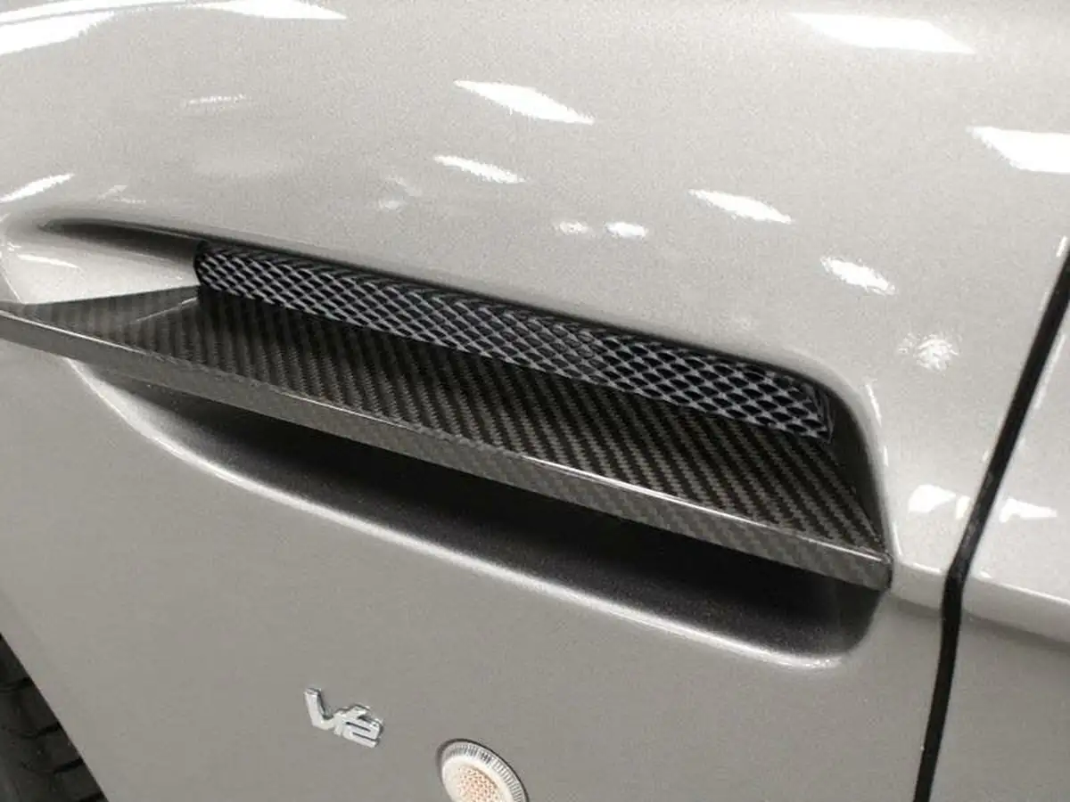 2014-aston-martin-vantage-big-23
