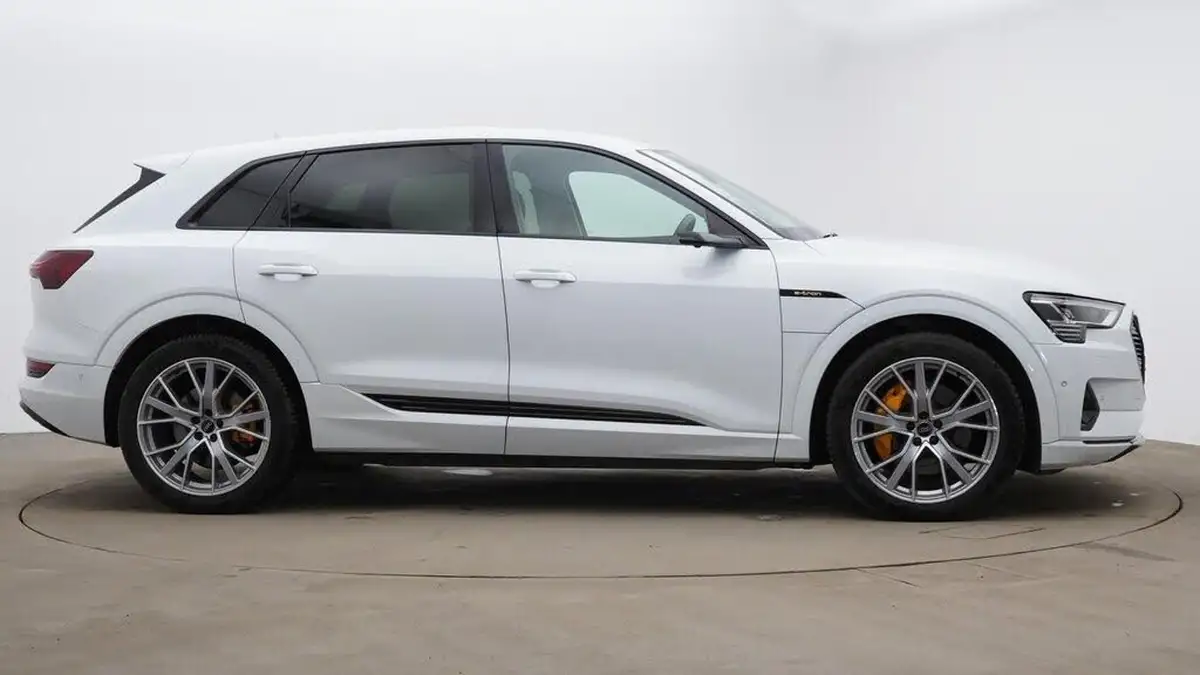 2020-audi-e-tron-55e-launch-edition-station-wagon-big-1