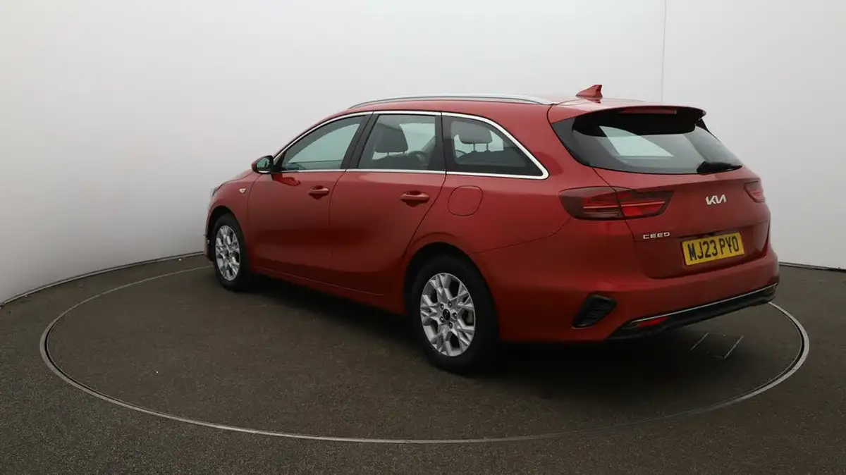 2023-kia-ceed-15-t-gdi-2-158bhp-sportswagon-big-61